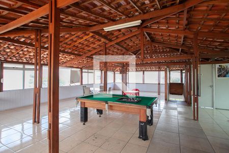 Casa à venda com 380m², 6 quartos e 7 vagas Casa à venda com 380m², 6 quartos e 7 vagasTerraço