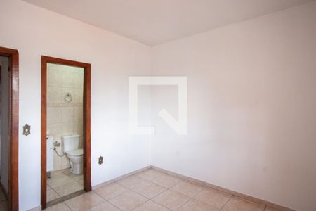 Casa à venda com 380m², 6 quartos e 7 vagas Casa à venda com 380m², 6 quartos e 7 vagasSuíte Casa 2