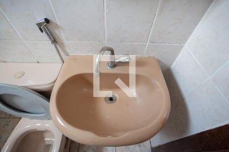 Casa à venda com 380m², 6 quartos e 7 vagas Casa à venda com 380m², 6 quartos e 7 vagasBanheiro Social Casa 3