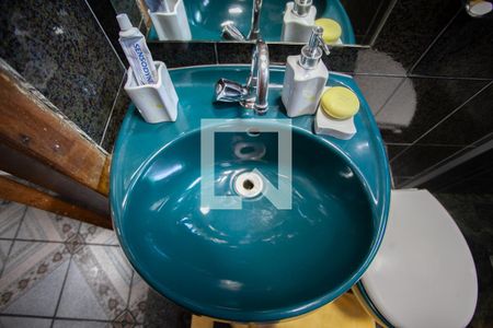 Casa à venda com 380m², 6 quartos e 7 vagas Casa à venda com 380m², 6 quartos e 7 vagasBanheiro Social Casa 1