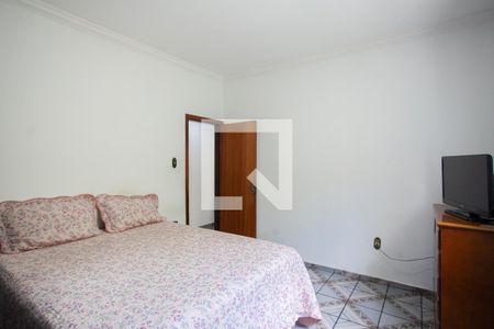 Casa à venda com 380m², 6 quartos e 7 vagas Casa à venda com 380m², 6 quartos e 7 vagasSuíte Casa 1