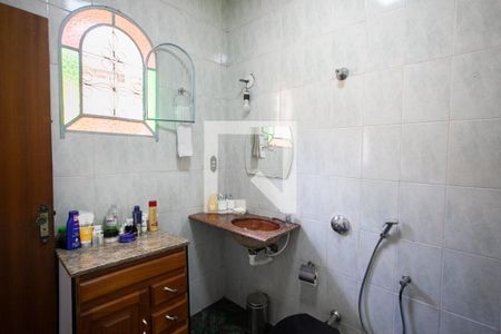 Casa à venda com 380m², 6 quartos e 7 vagas Casa à venda com 380m², 6 quartos e 7 vagasBanheiro Suíte Casa 1