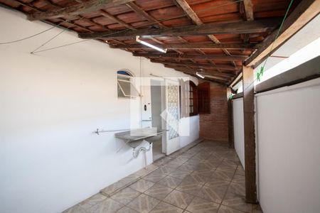 Casa à venda com 380m², 6 quartos e 7 vagas Casa à venda com 380m², 6 quartos e 7 vagasVaranda do Quarto 1 Casa 2