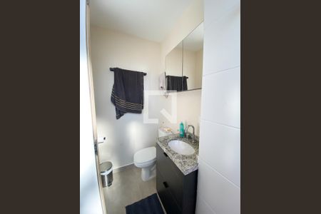 Apartamento à venda com 84m², 3 quartos e 2 vagas Apartamento à venda com 84m², 3 quartos e 2 vagasBanheiro da Suíte 1