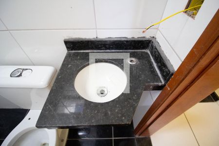 Casa à venda com 103m², 3 quartos e 3 vagas Casa à venda com 103m², 3 quartos e 3 vagasBanheiro