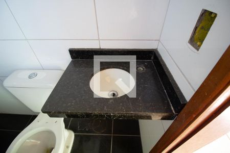 Banheiro da Suíte de casa para alugar com 3 quartos, 103m² em Itaquera, São Paulo