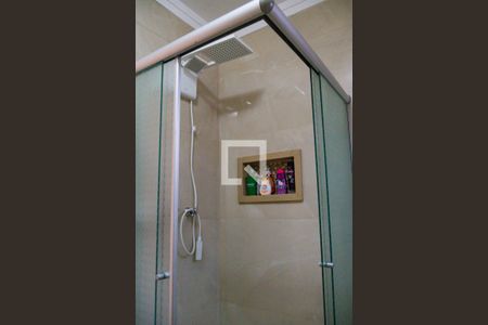 Casa à venda com 300m², 3 quartos e 4 vagasBanheiro da Suíte 2