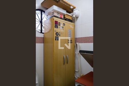 Casa à venda com 300m², 3 quartos e 4 vagasBanheiro da Suíte 3