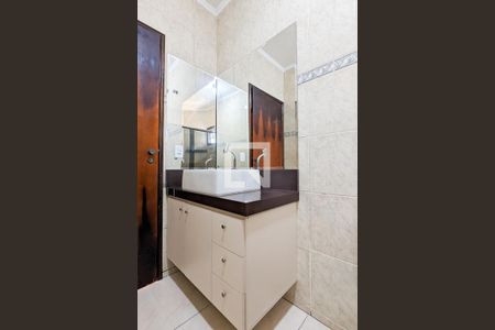 Casa à venda com 220m², 3 quartos e 4 vagas Casa à venda com 220m², 3 quartos e 4 vagasBanheiro da suíte 1