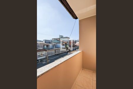 Casa à venda com 220m², 3 quartos e 4 vagas Casa à venda com 220m², 3 quartos e 4 vagasVaranda da suíte 1