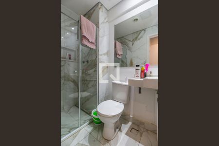 Apartamento à venda com 54m², 2 quartos e 1 vaga Apartamento à venda com 54m², 2 quartos e 1 vagaBanheiro da Suíte