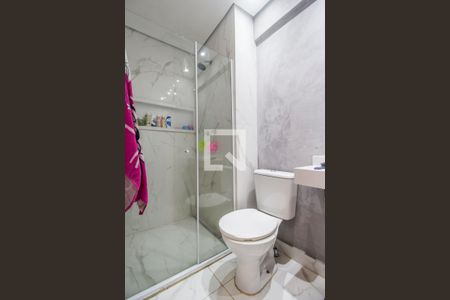 Apartamento à venda com 54m², 2 quartos e 1 vaga Apartamento à venda com 54m², 2 quartos e 1 vagaBanheiro 2