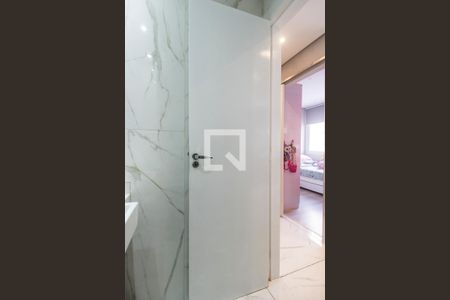 Apartamento à venda com 54m², 2 quartos e 1 vaga Apartamento à venda com 54m², 2 quartos e 1 vagaBanheiro 2