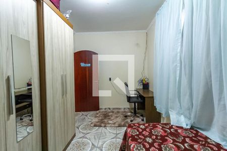 Casa à venda com 300m², 3 quartos e 2 vagas Casa à venda com 300m², 3 quartos e 2 vagasQuarto 1