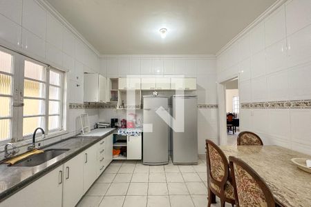 Casa para alugar com 300m², 7 quartos e 3 vagas Casa para alugar com 300m², 7 quartos e 3 vagasCozinha
