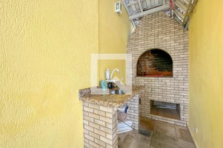 Casa para alugar com 300m², 7 quartos e 3 vagas Casa para alugar com 300m², 7 quartos e 3 vagasChurrasqueira