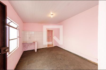 Casa à venda com 341m², 6 quartos e 2 vagas Casa à venda com 341m², 6 quartos e 2 vagasBarracão