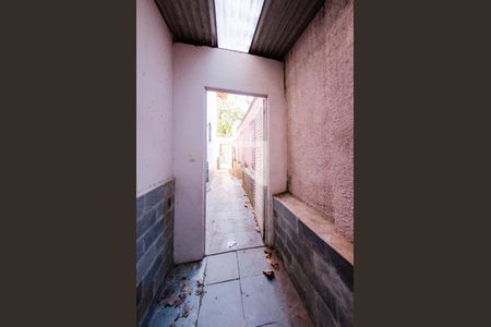 Casa à venda com 341m², 6 quartos e 2 vagas Casa à venda com 341m², 6 quartos e 2 vagasCasa 2 - Área de serviço