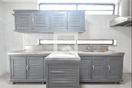 Casa à venda com 180m², 3 quartos e 2 vagasCozinha