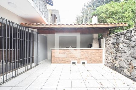 Casa à venda com 180m², 3 quartos e 2 vagasVaranda Gourmet