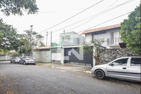 Casa à venda com 180m², 3 quartos e 2 vagasFachada