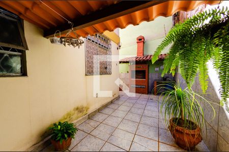 Apartamento à venda com 120m², 3 quartos e 2 vagasÁrea de serviço