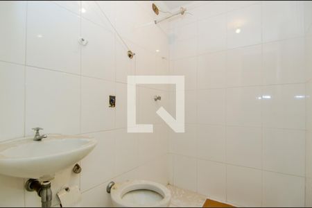 Casa à venda com 300m², 4 quartos e 7 vagasBanheiro de Serviço