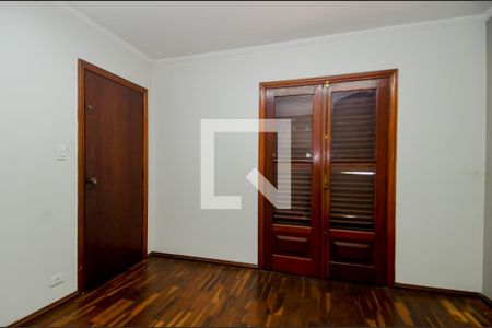 Casa à venda com 300m², 4 quartos e 7 vagasQuarto 2