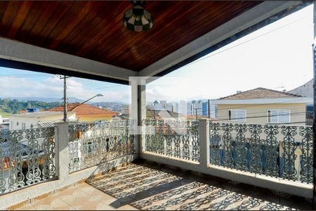 Casa à venda com 300m², 4 quartos e 7 vagasVaranda do Quarto 2 e 3