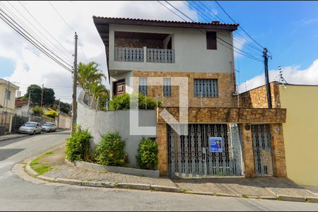 Casa à venda com 300m², 4 quartos e 7 vagasFachada