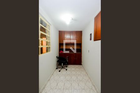 Casa à venda com 300m², 4 quartos e 7 vagasEscritório