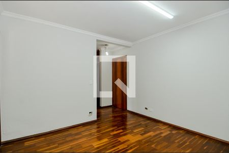 Casa à venda com 300m², 4 quartos e 7 vagasQuarto 4 - Suíte