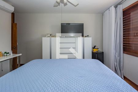 Casa à venda com 450m², 5 quartos e 3 vagasSuíte 1