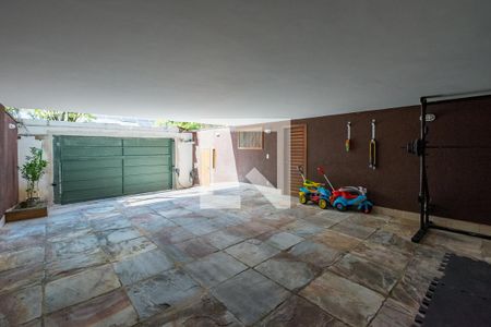 Casa à venda com 450m², 5 quartos e 3 vagasGaragem