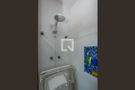 Casa à venda com 450m², 5 quartos e 3 vagasBanheiro Semi - Suítes