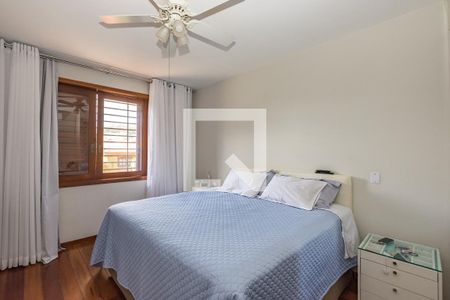 Casa à venda com 450m², 5 quartos e 3 vagasSuíte 1