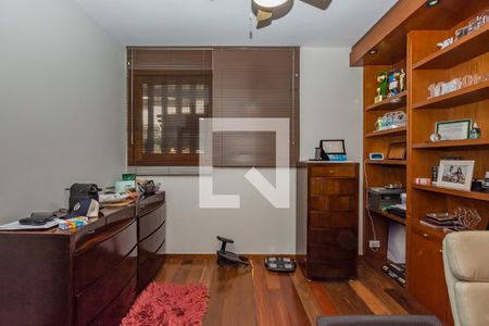 Casa à venda com 450m², 5 quartos e 3 vagasEscritório