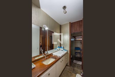 Casa à venda com 450m², 5 quartos e 3 vagasBanheiro Social