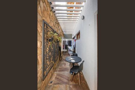 Casa à venda com 450m², 5 quartos e 3 vagasÁrea de Serviço