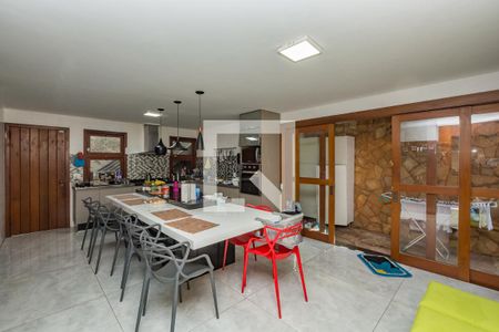 Casa à venda com 450m², 5 quartos e 3 vagasCozinha