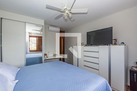 Casa à venda com 450m², 5 quartos e 3 vagasSuíte 1