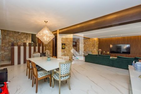 Casa à venda com 450m², 5 quartos e 3 vagasSala 2