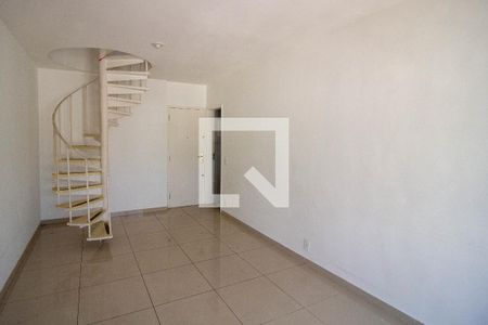 Sala 1 de apartamento para alugar com 3 quartos, 120m² em Grajau, Rio de Janeiro