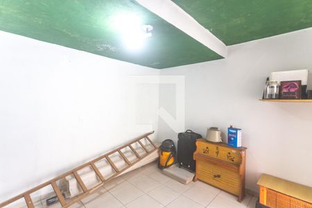 Casa à venda com 180m², 3 quartos e 2 vagas Casa à venda com 180m², 3 quartos e 2 vagasQuarto - edícula
