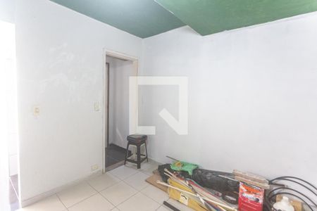 Casa à venda com 180m², 3 quartos e 2 vagas Casa à venda com 180m², 3 quartos e 2 vagasQuarto - edícula