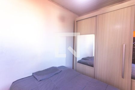 Casa à venda com 180m², 3 quartos e 2 vagas Casa à venda com 180m², 3 quartos e 2 vagasQuarto 2