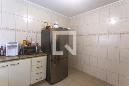 Casa à venda com 180m², 3 quartos e 2 vagas Casa à venda com 180m², 3 quartos e 2 vagasCozinha