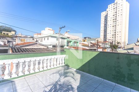 Casa à venda com 180m², 3 quartos e 2 vagas Casa à venda com 180m², 3 quartos e 2 vagasVaranda quarto 3