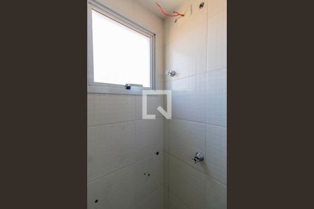 Apartamento à venda com 40m², 2 quartos e sem vaga Apartamento à venda com 40m², 2 quartos e sem vagaBanheiro