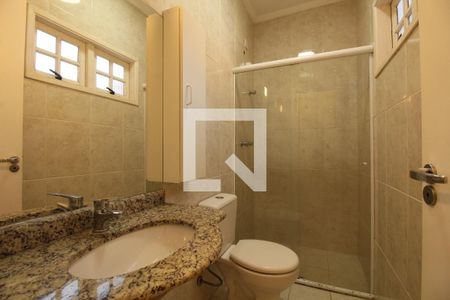 Casa de condomínio à venda com 108m², 3 quartos e 2 vagasBanheiro